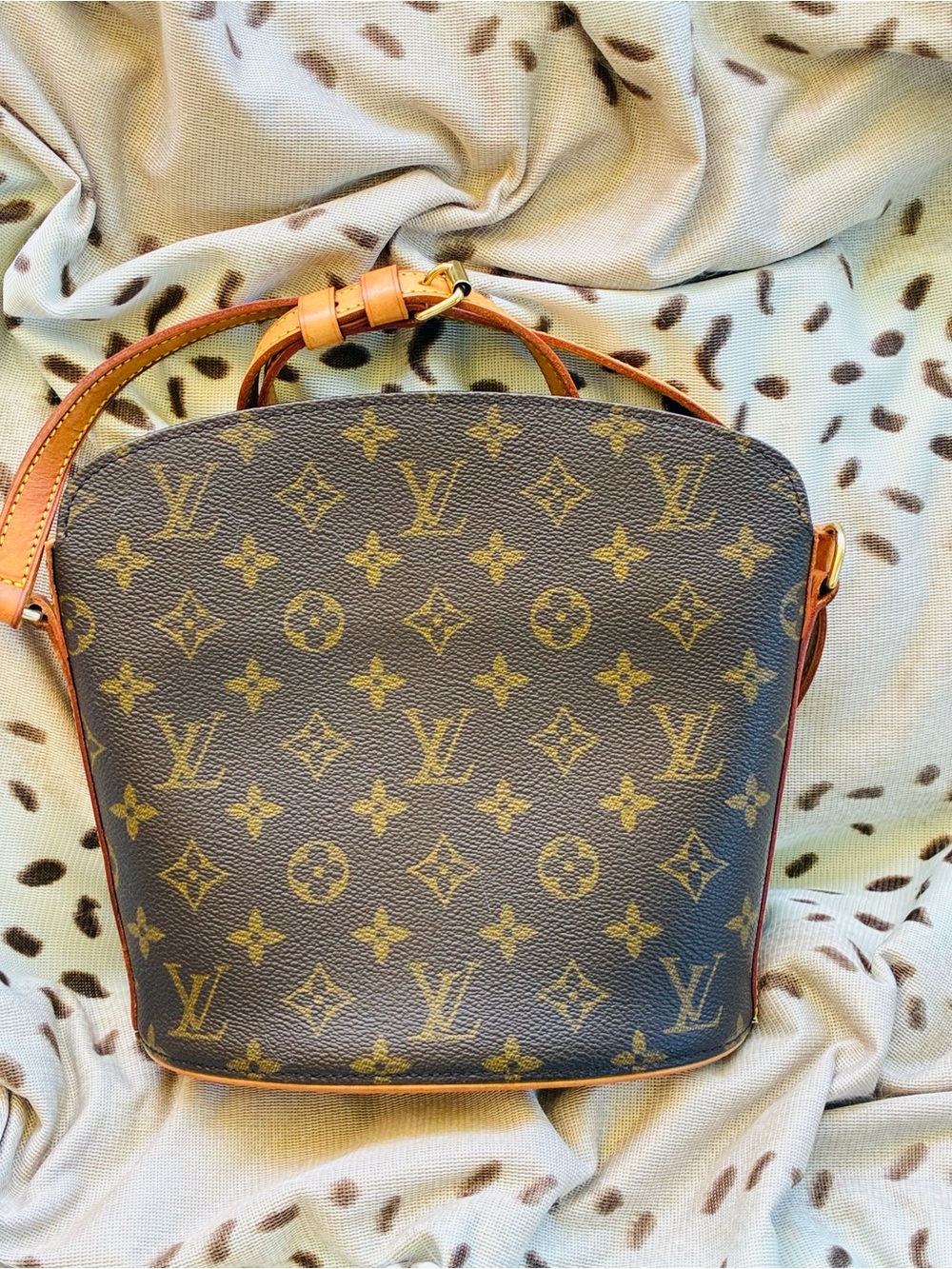 🤎 Louis Vuitton Druout Monogram Canvas Brown and Gold Crossbody Bag